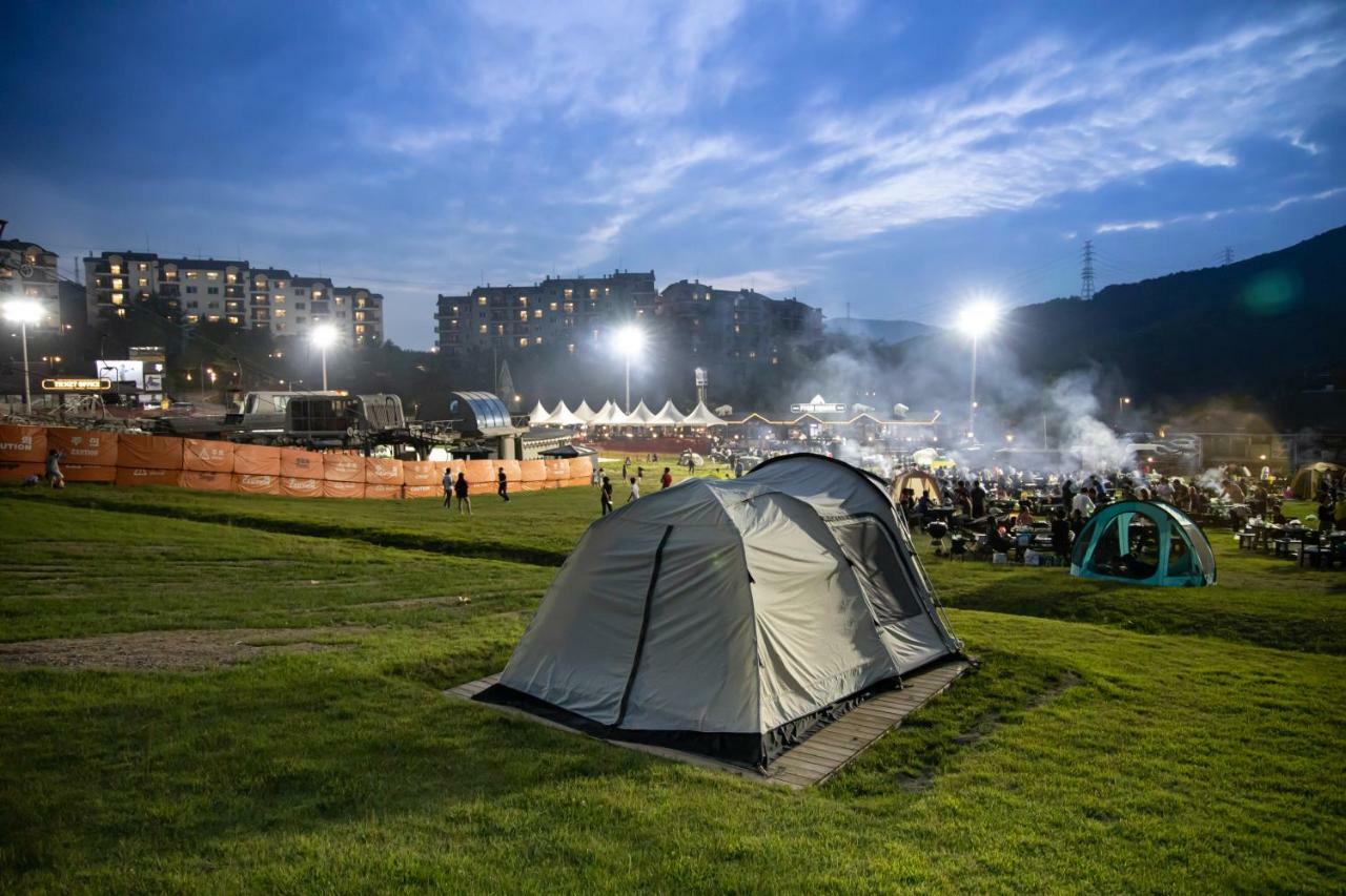 Bears Town Hotel Pocheon Buitenkant foto