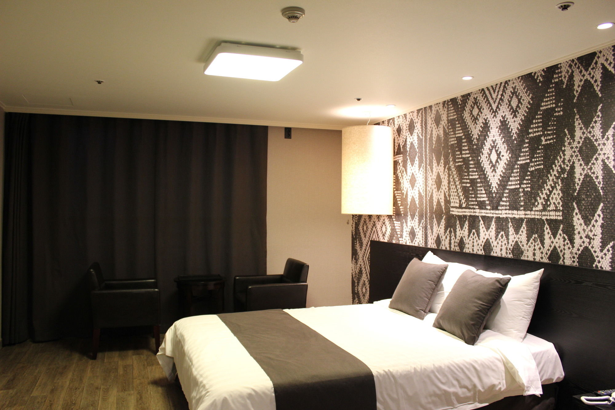 Bears Town Hotel Pocheon Buitenkant foto