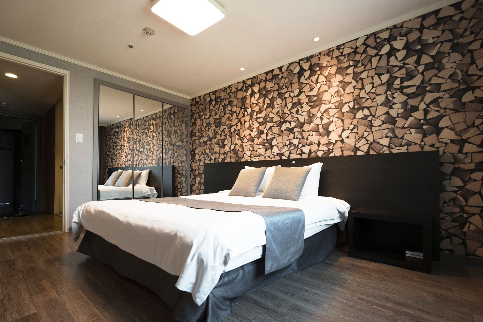 Bears Town Hotel Pocheon Buitenkant foto