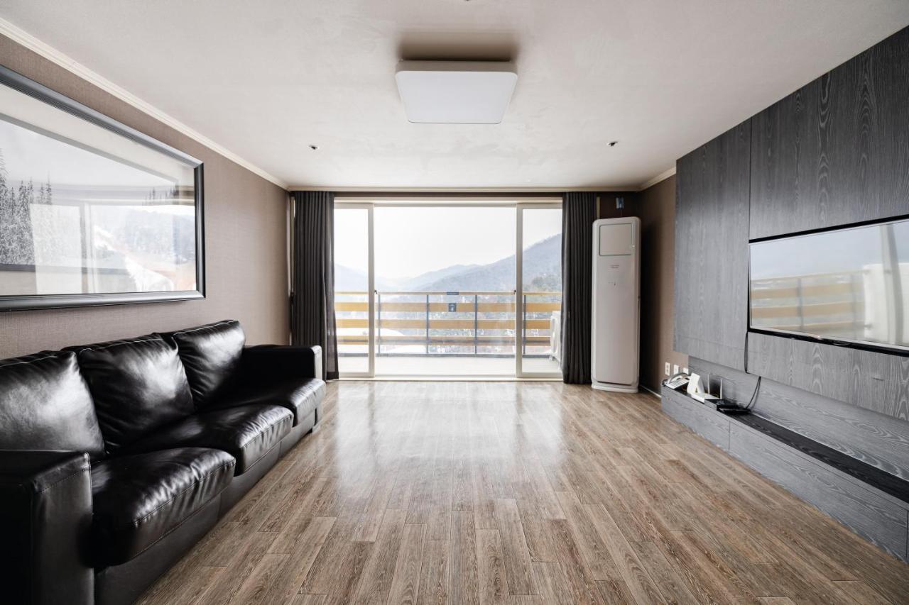 Bears Town Hotel Pocheon Buitenkant foto